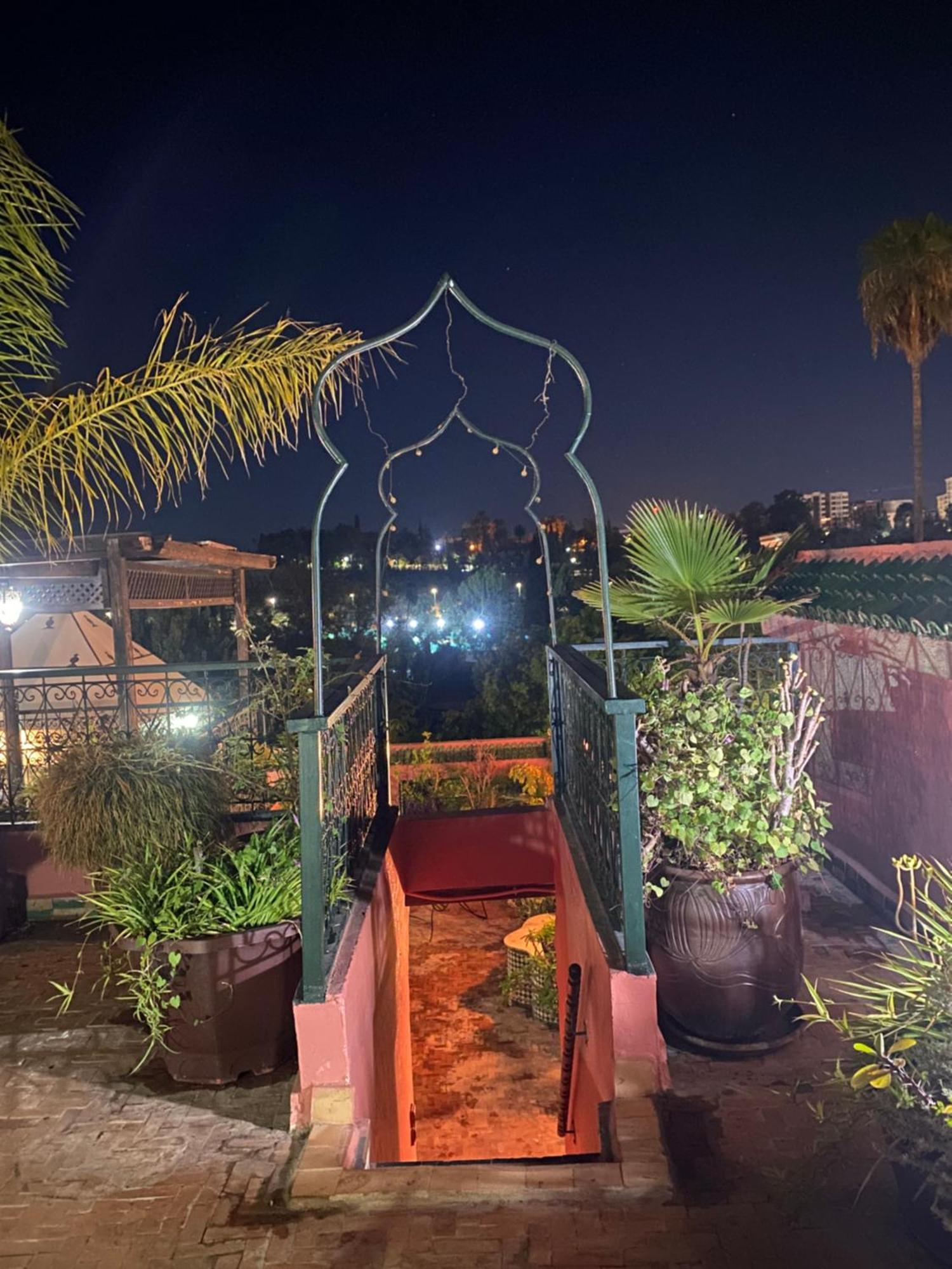 Riad Lahboul مكناز المظهر الخارجي الصورة