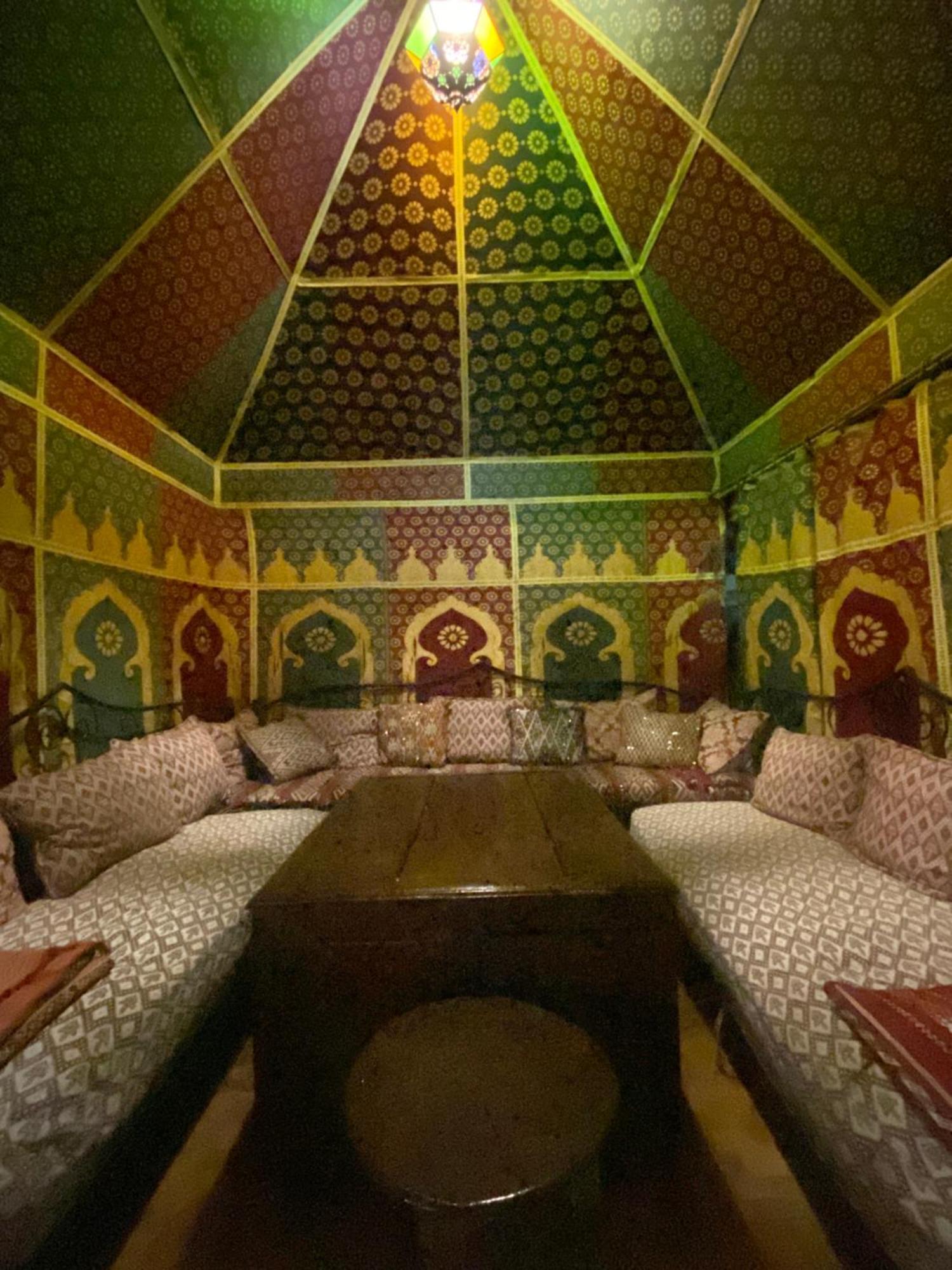 Riad Lahboul مكناز المظهر الخارجي الصورة
