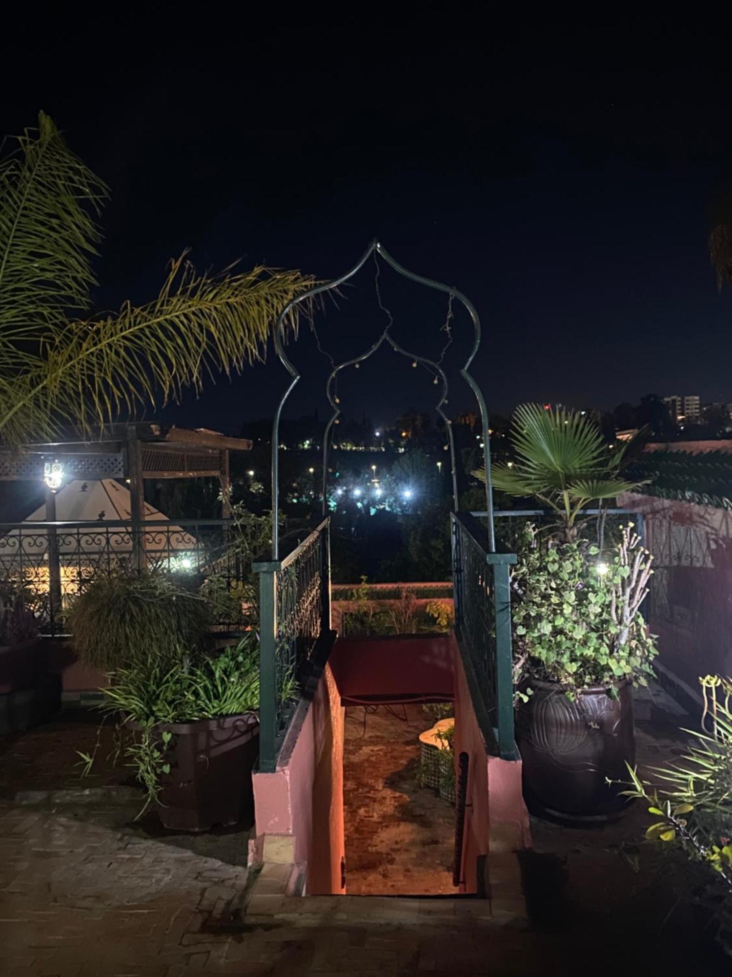 Riad Lahboul مكناز المظهر الخارجي الصورة
