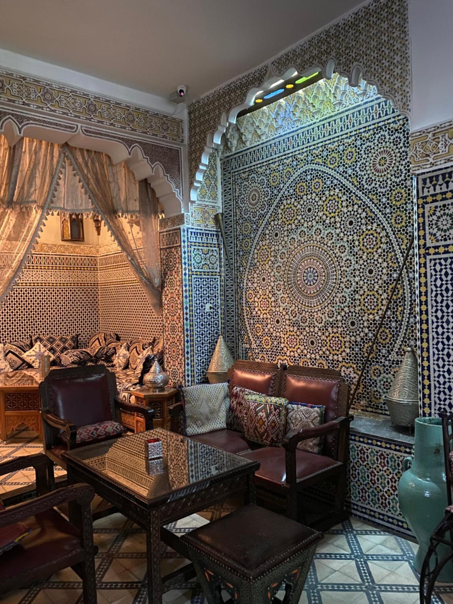 Riad Lahboul مكناز المظهر الخارجي الصورة
