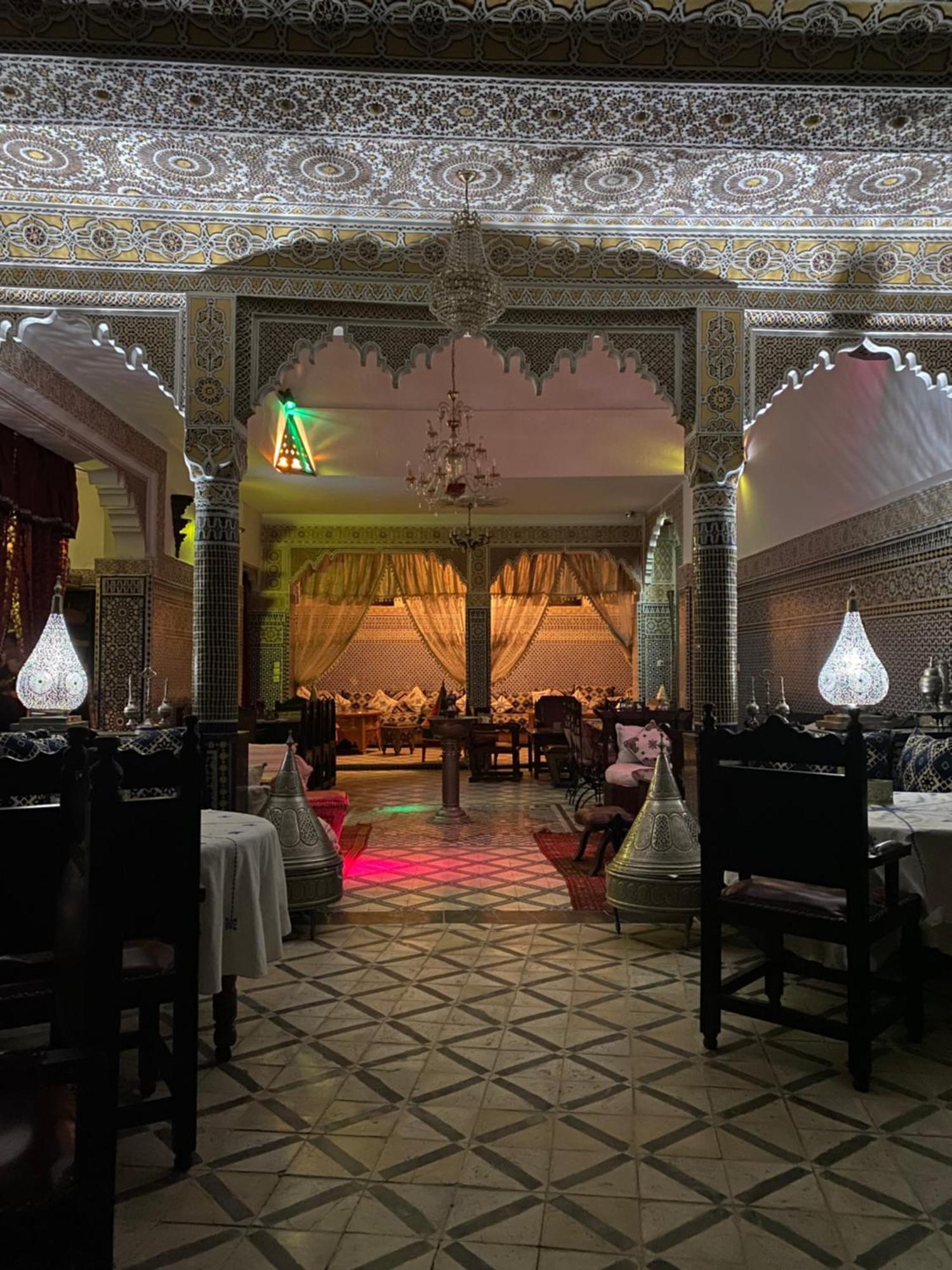 Riad Lahboul مكناز المظهر الخارجي الصورة