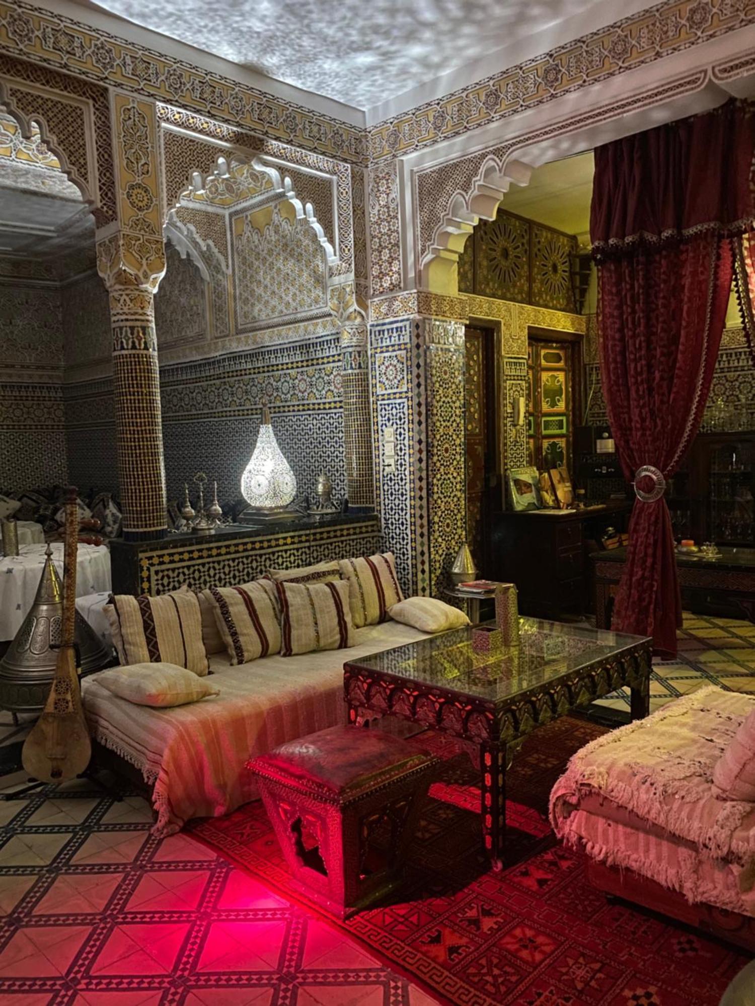 Riad Lahboul مكناز المظهر الخارجي الصورة